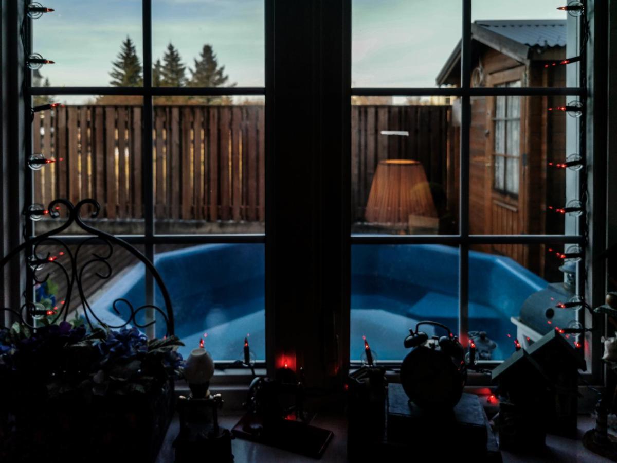Nupan Deluxe Hotel Keflavík Eksteriør billede