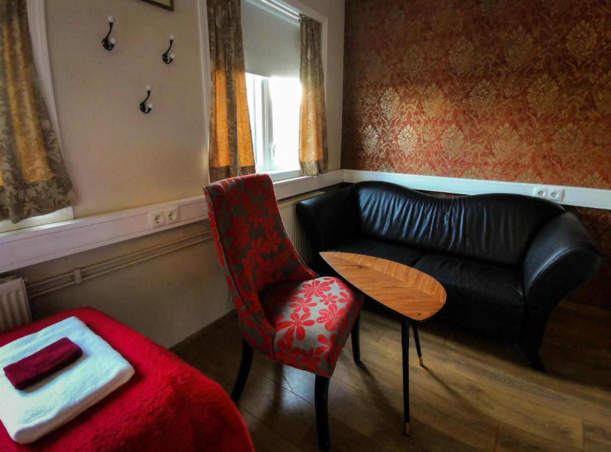 Nupan Deluxe Hotel Keflavík Eksteriør billede